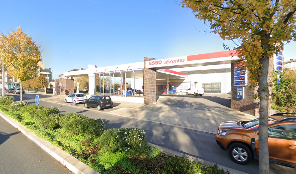 Retrouvez l&rsquo;évolution du prix du carburant mise à jour régulièrement pour la station essence Esso Carnot Laon qui se situe à l&rsquo;adresse suivante 16 boulevard pierre brossolette à Laon, 02000. Vous pourrez ainsi estimer le prix d&rsquo;un plein d&rsquo;essence pour [&hellip;]