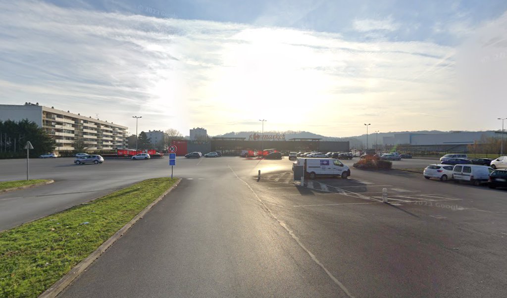 Retrouvez l&rsquo;évolution du prix du carburant mise à jour régulièrement pour la station essence Carrefour Market qui se situe à l&rsquo;adresse suivante Avenue de compiègne à Mercin-Et-Vaux, 02200. Vous pourrez ainsi estimer le prix d&rsquo;un plein d&rsquo;essence pour vos déplacements [&hellip;]