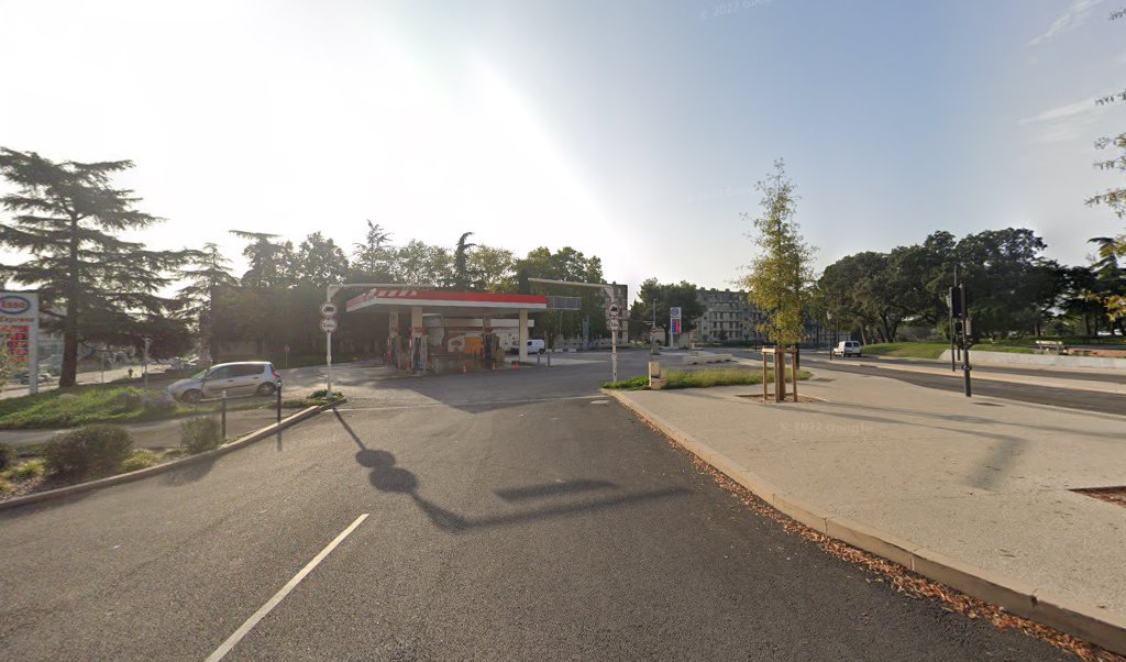 Retrouvez l&rsquo;évolution du prix du carburant mise à jour régulièrement pour la station essence Esso Des Arts qui se situe à l&rsquo;adresse suivante 15 rue des poetes à Nîmes, 30900. Vous pourrez ainsi estimer le prix d&rsquo;un plein d&rsquo;essence pour [&hellip;]