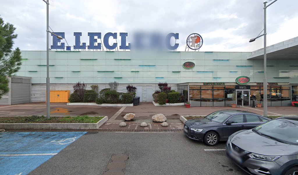 Retrouvez l&rsquo;évolution du prix du carburant mise à jour régulièrement pour la station essence Sodirev qui se situe à l&rsquo;adresse suivante Allée des champs pinsons à Saint-Orens-De-Gameville, 31650. Vous pourrez ainsi estimer le prix d&rsquo;un plein d&rsquo;essence pour vos déplacements [&hellip;]