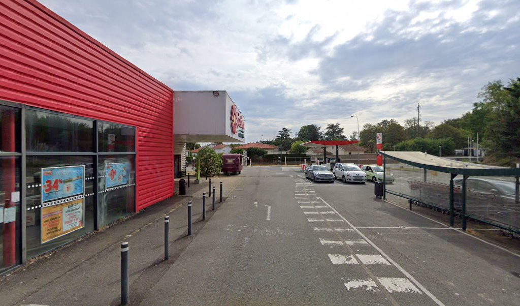 Retrouvez l&rsquo;évolution du prix du carburant mise à jour régulièrement pour la station essence Casino Saint Pierre Du Mont qui se situe à l&rsquo;adresse suivante 600 avenue de saint sever à Saint-Pierre-Du-Mont, 40280. Vous pourrez ainsi estimer le prix d&rsquo;un [&hellip;]