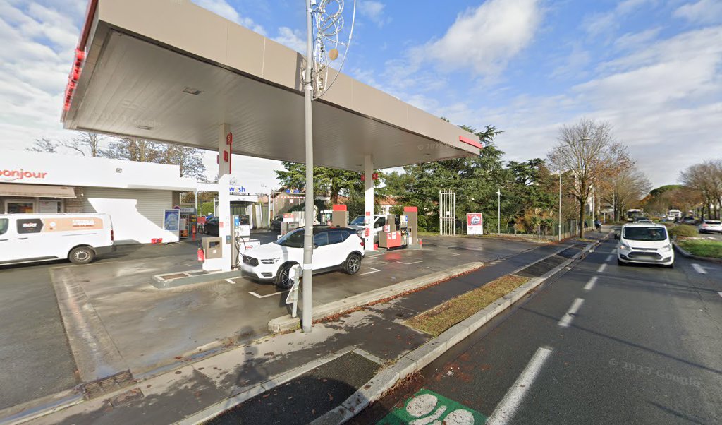 Retrouvez l&rsquo;évolution du prix du carburant mise à jour régulièrement pour la station essence Relais De Pichey qui se situe à l&rsquo;adresse suivante 127 av. de l yser à Merignac, 33700. Vous pourrez ainsi estimer le prix d&rsquo;un plein d&rsquo;essence [&hellip;]
