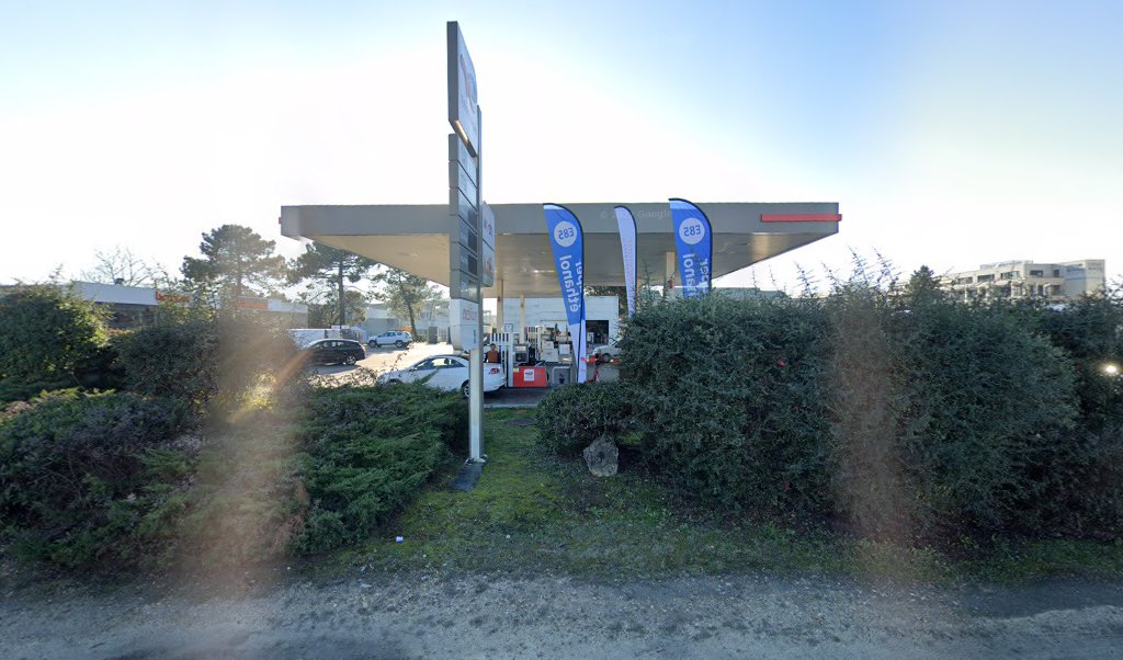 Retrouvez l&rsquo;évolution du prix du carburant mise à jour régulièrement pour la station essence Relais Haut Leveque qui se situe à l&rsquo;adresse suivante 195 av du haut leveque à Pessac, 33600. Vous pourrez ainsi estimer le prix d&rsquo;un plein d&rsquo;essence [&hellip;]