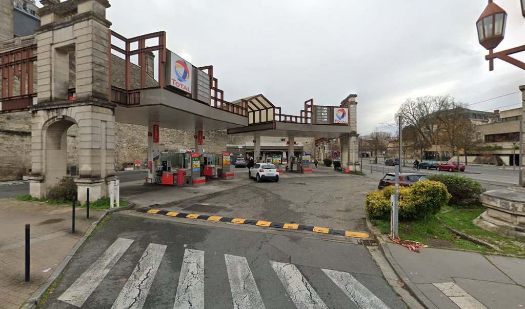 Retrouvez l&rsquo;évolution du prix du carburant mise à jour régulièrement pour la station essence Relais Paludate qui se situe à l&rsquo;adresse suivante 1 quai de paludate à Bordeaux, 33800. Vous pourrez ainsi estimer le prix d&rsquo;un plein d&rsquo;essence pour vos [&hellip;]