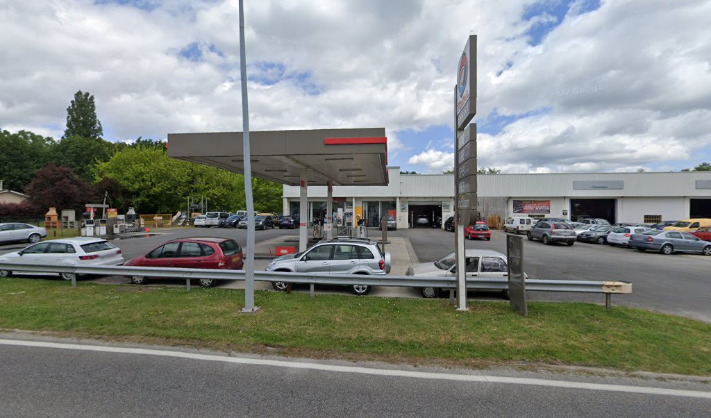 Retrouvez l&rsquo;évolution du prix du carburant mise à jour régulièrement pour la station essence Sarl Darcos Auto qui se situe à l&rsquo;adresse suivante 39 cours du general leclerc à Bazas, 33430. Vous pourrez ainsi estimer le prix d&rsquo;un plein d&rsquo;essence [&hellip;]