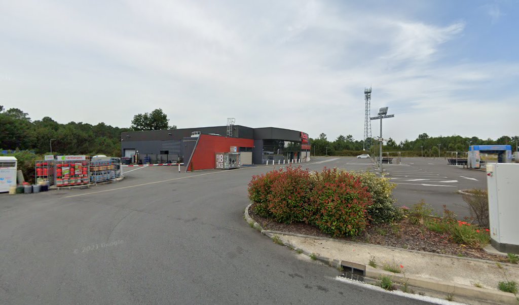 Retrouvez l&rsquo;évolution du prix du carburant mise à jour régulièrement pour la station essence Auchan Supermarché Cazaux qui se situe à l&rsquo;adresse suivante Rd112 lieu dit jaumard à La Teste-De-Buch, 33260. Vous pourrez ainsi estimer le prix d&rsquo;un plein d&rsquo;essence [&hellip;]