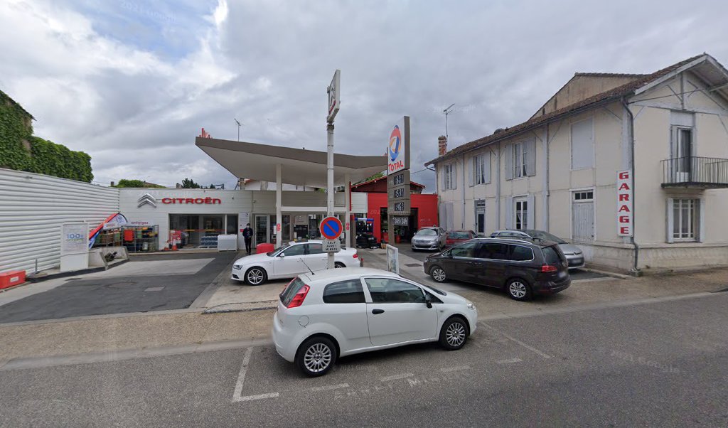 Retrouvez l&rsquo;évolution du prix du carburant mise à jour régulièrement pour la station essence Sas Garage Dufau qui se situe à l&rsquo;adresse suivante Av.du pont à Cadillac, 33410. Vous pourrez ainsi estimer le prix d&rsquo;un plein d&rsquo;essence pour vos déplacements [&hellip;]
