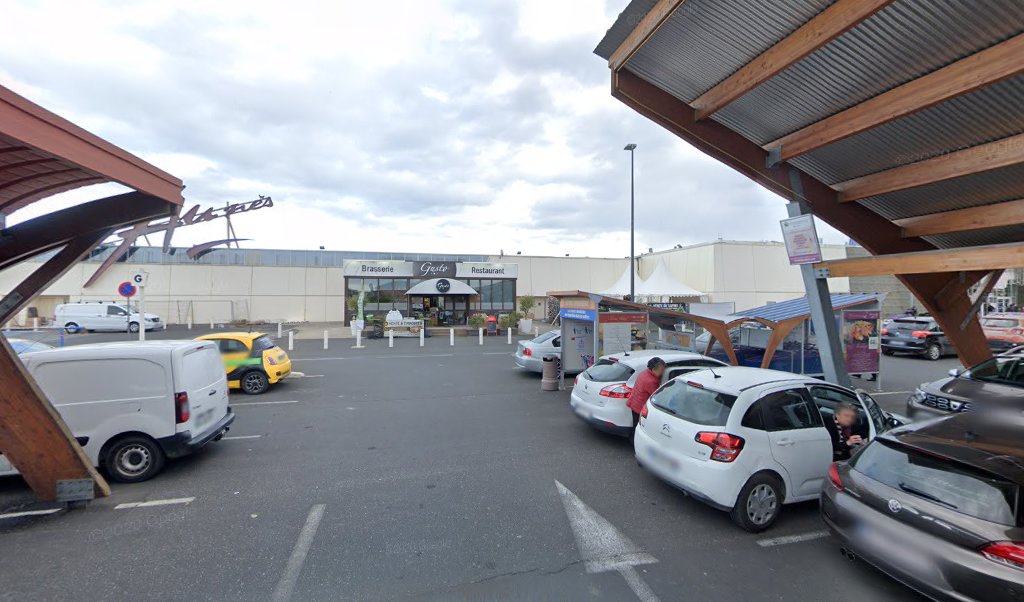 Retrouvez l&rsquo;évolution du prix du carburant mise à jour régulièrement pour la station essence S.A.S Hyper Saint Aunes qui se situe à l&rsquo;adresse suivante Ecoparc departemental cd.112 à Saint-Aunes, 34130. Vous pourrez ainsi estimer le prix d&rsquo;un plein d&rsquo;essence pour [&hellip;]