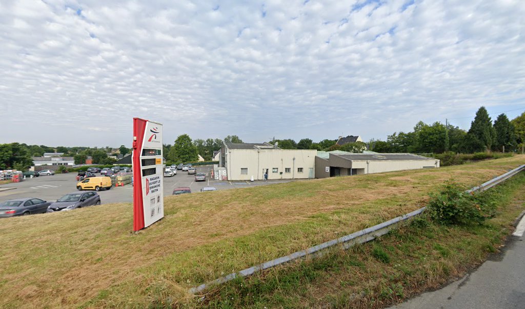 Retrouvez l&rsquo;évolution du prix du carburant mise à jour régulièrement pour la station essence Intermarche Mernel qui se situe à l&rsquo;adresse suivante 2 rue du querpon à Mernel, 35330. Vous pourrez ainsi estimer le prix d&rsquo;un plein d&rsquo;essence pour vos [&hellip;]