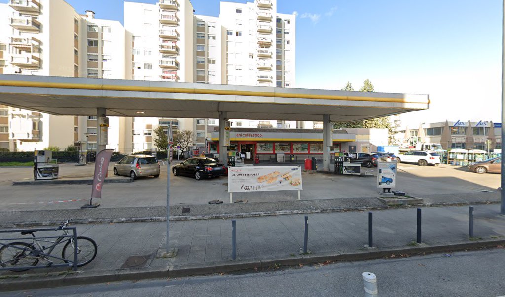Retrouvez l&rsquo;évolution du prix du carburant mise à jour régulièrement pour la station essence Station Service Eni qui se situe à l&rsquo;adresse suivante 5 avenue jean perrot à Grenoble, 38100. Vous pourrez ainsi estimer le prix d&rsquo;un plein d&rsquo;essence pour [&hellip;]
