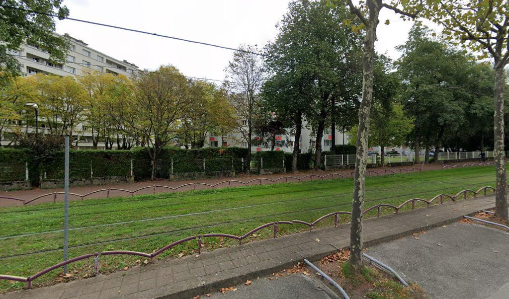 Retrouvez l&rsquo;évolution du prix du carburant mise à jour régulièrement pour la station essence Echirolles Distribution qui se situe à l&rsquo;adresse suivante 8 place grande moucherolle à Échirolles, 38130. Vous pourrez ainsi estimer le prix d&rsquo;un plein d&rsquo;essence pour vos [&hellip;]