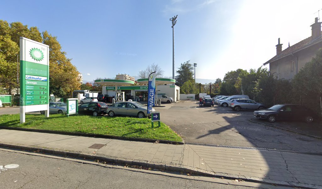 Retrouvez l&rsquo;évolution du prix du carburant mise à jour régulièrement pour la station essence Bp Grenoble Belledonne qui se situe à l&rsquo;adresse suivante 117 rue de stalingrad à Grenoble, 38100. Vous pourrez ainsi estimer le prix d&rsquo;un plein d&rsquo;essence pour [&hellip;]