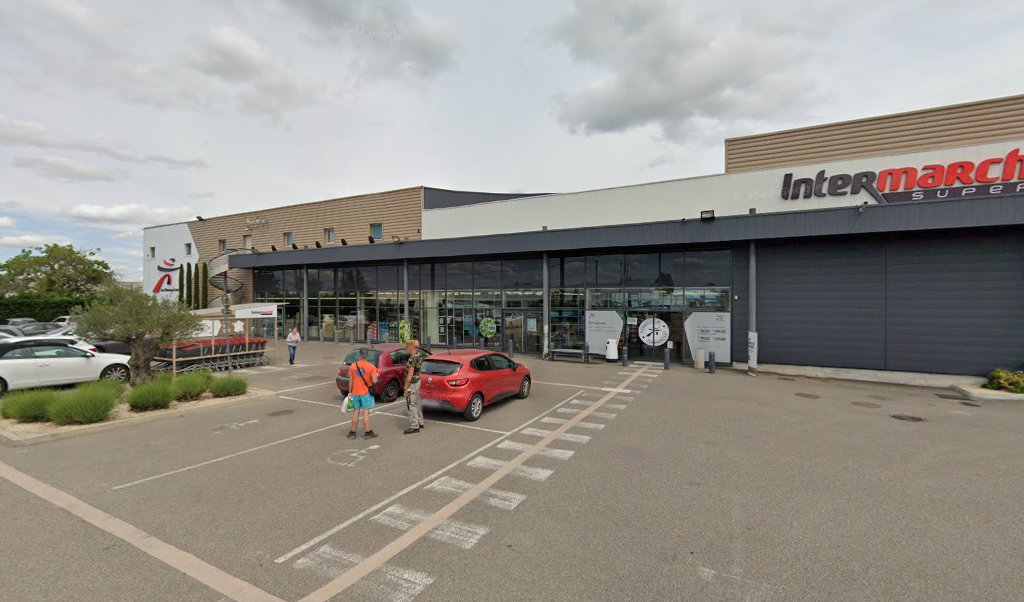 Retrouvez l&rsquo;évolution du prix du carburant mise à jour régulièrement pour la station essence Intermarche St Simeon Bressieux qui se situe à l&rsquo;adresse suivante Le bizolle à Saint-Siméon-De-Bressieux, 38870. Vous pourrez ainsi estimer le prix d&rsquo;un plein d&rsquo;essence pour vos [&hellip;]