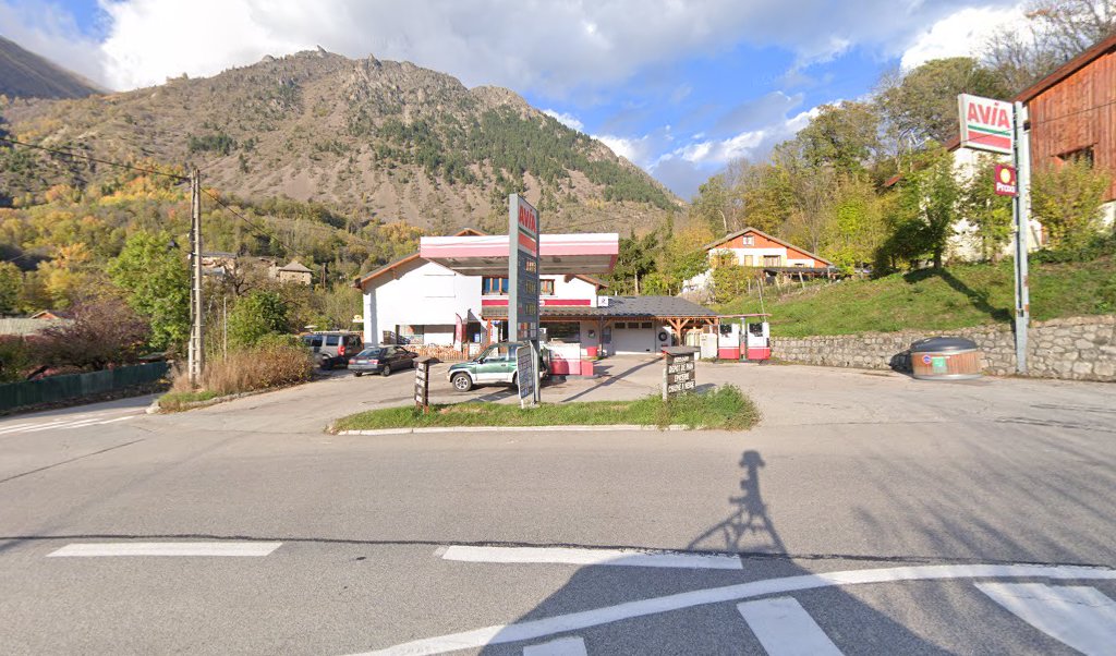 Retrouvez l&rsquo;évolution du prix du carburant mise à jour régulièrement pour la station essence Avia qui se situe à l&rsquo;adresse suivante Rd 1091 à Le Freney-D&rsquo;oisans, 38142. Vous pourrez ainsi estimer le prix d&rsquo;un plein d&rsquo;essence pour vos déplacements dans [&hellip;]