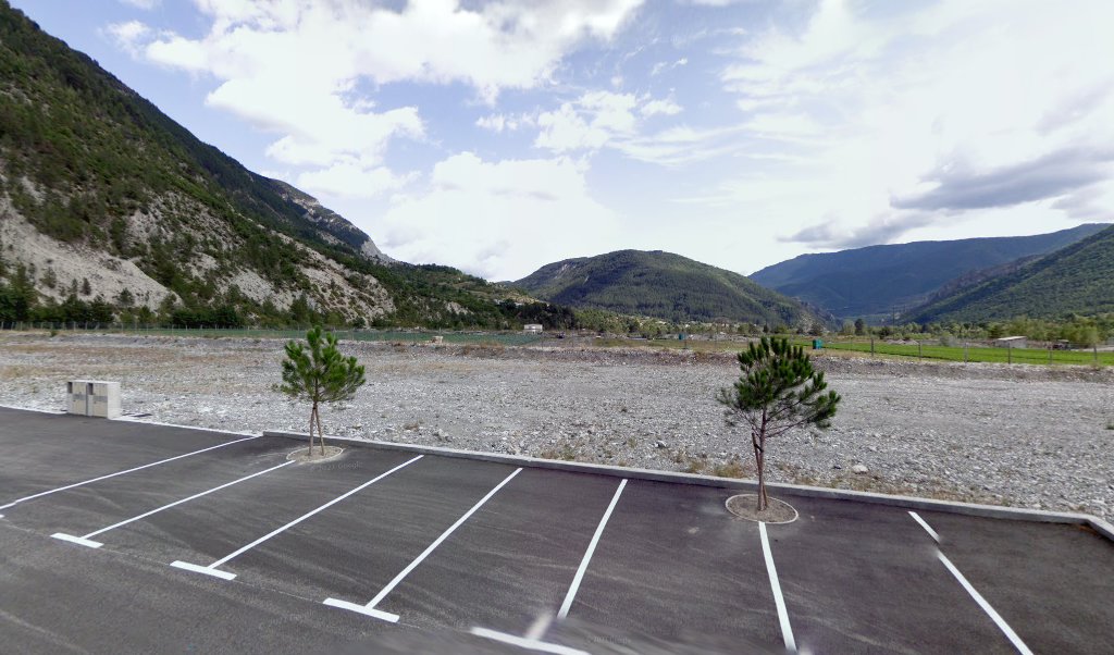 Retrouvez l&rsquo;évolution du prix du carburant mise à jour régulièrement pour la station essence Intermarche qui se situe à l&rsquo;adresse suivante Za le brec 2 à Entrevaux, 04320. Vous pourrez ainsi estimer le prix d&rsquo;un plein d&rsquo;essence pour vos déplacements [&hellip;]