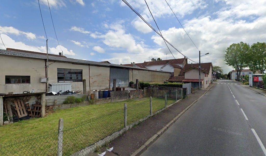 Retrouvez l&rsquo;évolution du prix du carburant mise à jour régulièrement pour la station essence Sarl Garage Lacourrege Duvignau qui se situe à l&rsquo;adresse suivante Route de st sever à Hagetmau, 40700. Vous pourrez ainsi estimer le prix d&rsquo;un plein d&rsquo;essence [&hellip;]
