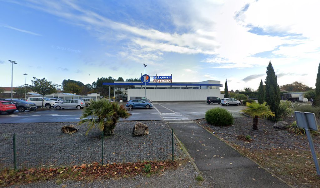 Retrouvez l&rsquo;évolution du prix du carburant mise à jour régulièrement pour la station essence Leclerc Express qui se situe à l&rsquo;adresse suivante 241 avenue d&rsquo;albret à Rion-Des-Landes, 40370. Vous pourrez ainsi estimer le prix d&rsquo;un plein d&rsquo;essence pour vos déplacements [&hellip;]