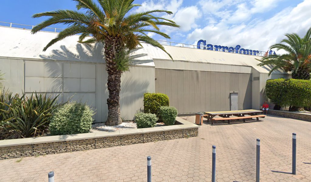 Retrouvez l&rsquo;évolution du prix du carburant mise à jour régulièrement pour la station essence Carrefour qui se situe à l&rsquo;adresse suivante Rn 10 56 bd jacques duclos à Tarnos, 40220. Vous pourrez ainsi estimer le prix d&rsquo;un plein d&rsquo;essence pour [&hellip;]