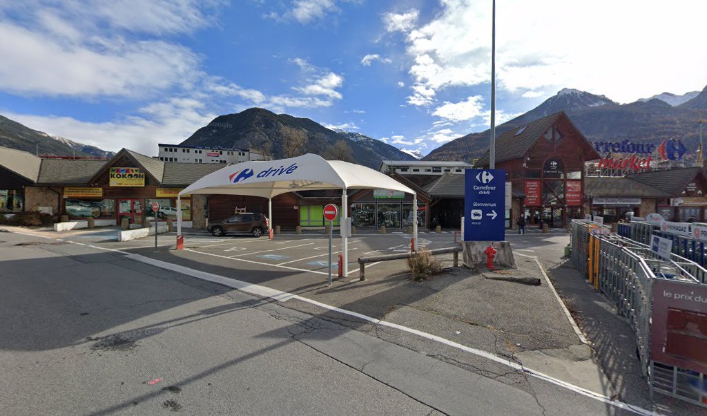 Retrouvez l&rsquo;évolution du prix du carburant mise à jour régulièrement pour la station essence Carrefour Market qui se situe à l&rsquo;adresse suivante Centre commercial sud à Briancon, 05100. Vous pourrez ainsi estimer le prix d&rsquo;un plein d&rsquo;essence pour vos déplacements [&hellip;]