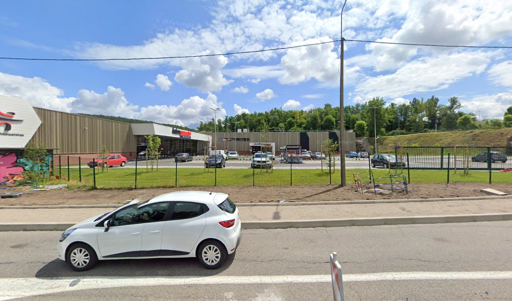 Retrouvez l&rsquo;évolution du prix du carburant mise à jour régulièrement pour la station essence Intermarche Roche La Moliere qui se situe à l&rsquo;adresse suivante 3 boulevard pierre et marie curie à Roche-La-Molière, 42230. Vous pourrez ainsi estimer le prix d&rsquo;un [&hellip;]