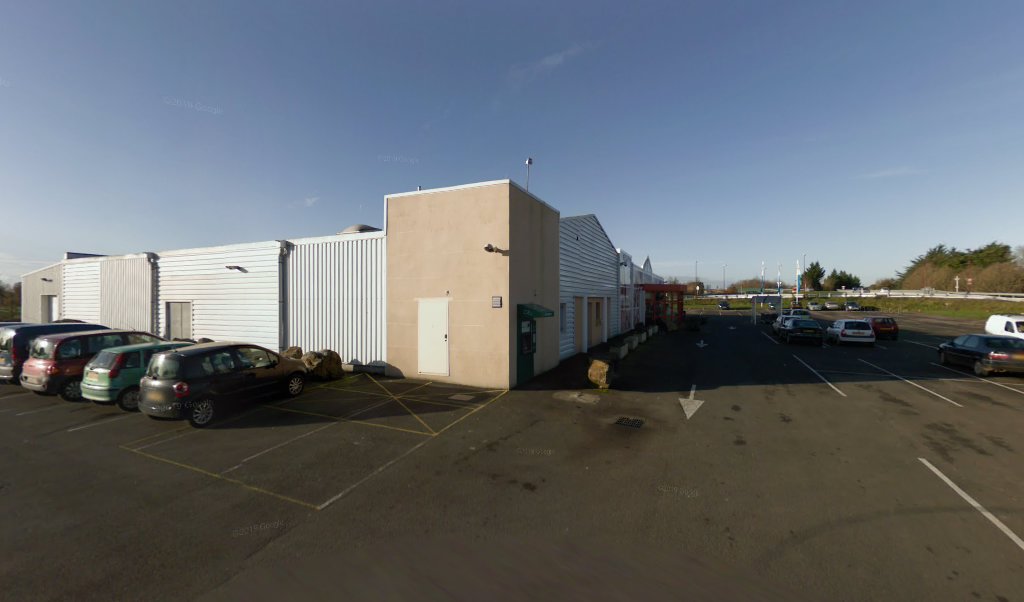Retrouvez l&rsquo;évolution du prix du carburant mise à jour régulièrement pour la station essence Intermarche Sas Ogalo qui se situe à l&rsquo;adresse suivante Rue des epinettes à Port Saint-Pere, 44710. Vous pourrez ainsi estimer le prix d&rsquo;un plein d&rsquo;essence pour [&hellip;]