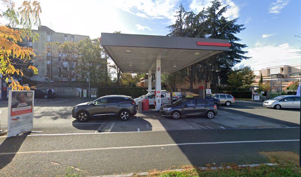 Retrouvez l&rsquo;évolution du prix du carburant mise à jour régulièrement pour la station essence Relais De La Pinterie qui se situe à l&rsquo;adresse suivante Bd henri dunant à Angers, 49100. Vous pourrez ainsi estimer le prix d&rsquo;un plein d&rsquo;essence pour [&hellip;]