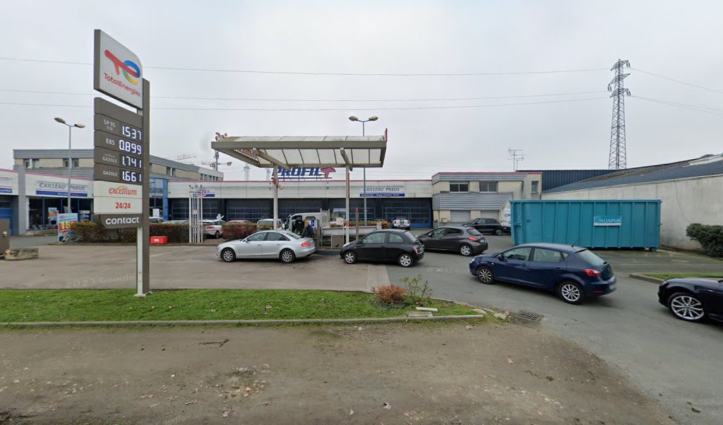 Retrouvez l&rsquo;évolution du prix du carburant mise à jour régulièrement pour la station essence Sas Cailleau Pneus qui se situe à l&rsquo;adresse suivante 17 quai félix faure à Angers, 49100. Vous pourrez ainsi estimer le prix d&rsquo;un plein d&rsquo;essence pour [&hellip;]