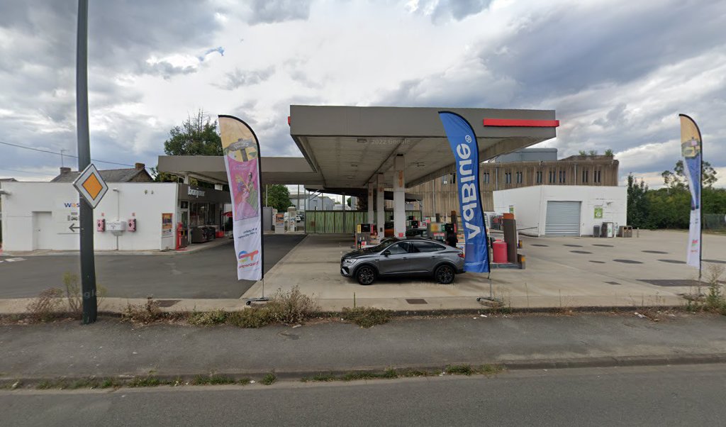 Retrouvez l&rsquo;évolution du prix du carburant mise à jour régulièrement pour la station essence Relais La Closerie qui se situe à l&rsquo;adresse suivante 248 rue de bretagne à Laval, 53000. Vous pourrez ainsi estimer le prix d&rsquo;un plein d&rsquo;essence pour [&hellip;]