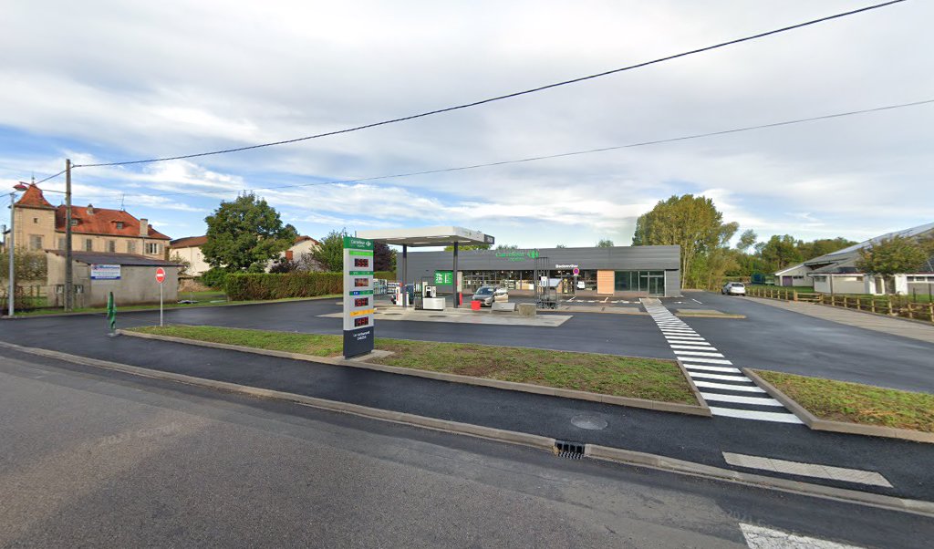 Retrouvez l&rsquo;évolution du prix du carburant mise à jour régulièrement pour la station essence Carrefour Express qui se situe à l&rsquo;adresse suivante 6 ter avenue de la division leclerc à Badonviller, 54540. Vous pourrez ainsi estimer le prix d&rsquo;un plein [&hellip;]