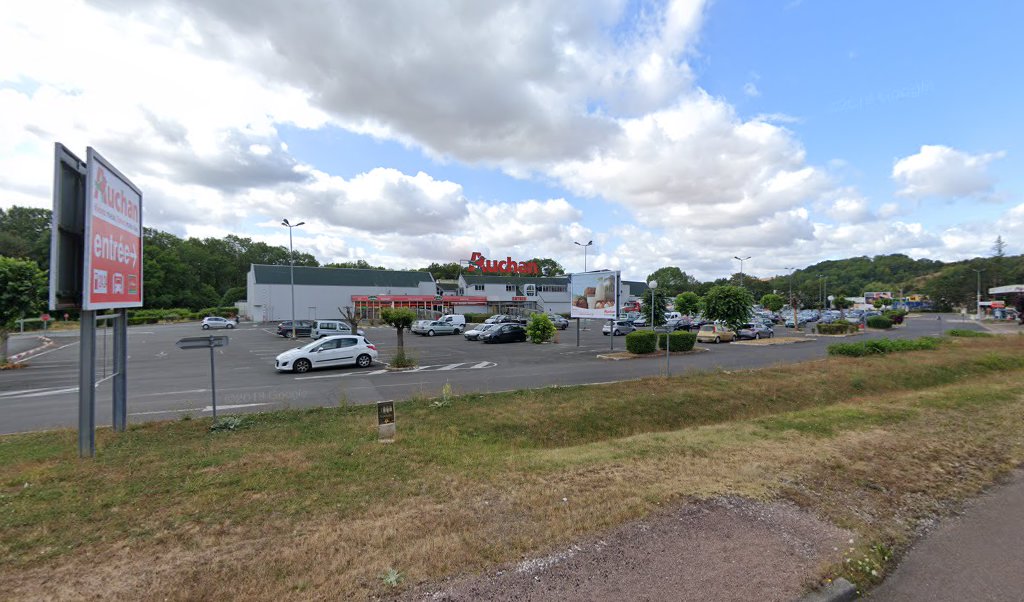 Retrouvez l&rsquo;évolution du prix du carburant mise à jour régulièrement pour la station essence Auchan Clamecy qui se situe à l&rsquo;adresse suivante Vanne du gour à Clamecy, 58500. Vous pourrez ainsi estimer le prix d&rsquo;un plein d&rsquo;essence pour vos déplacements [&hellip;]