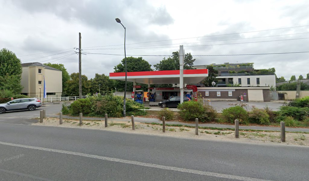 Retrouvez l&rsquo;évolution du prix du carburant mise à jour régulièrement pour la station essence Esso Chantilly qui se situe à l&rsquo;adresse suivante 41 avenue du général leclerc à Chantilly, 60500. Vous pourrez ainsi estimer le prix d&rsquo;un plein d&rsquo;essence pour [&hellip;]