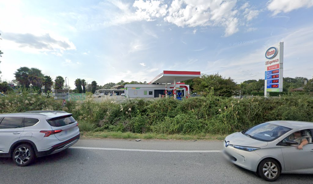 Retrouvez l&rsquo;évolution du prix du carburant mise à jour régulièrement pour la station essence Esso Hippodrome Pau qui se situe à l&rsquo;adresse suivante 34 avenue des martyrs du pont long à Pau, 64000. Vous pourrez ainsi estimer le prix d&rsquo;un [&hellip;]
