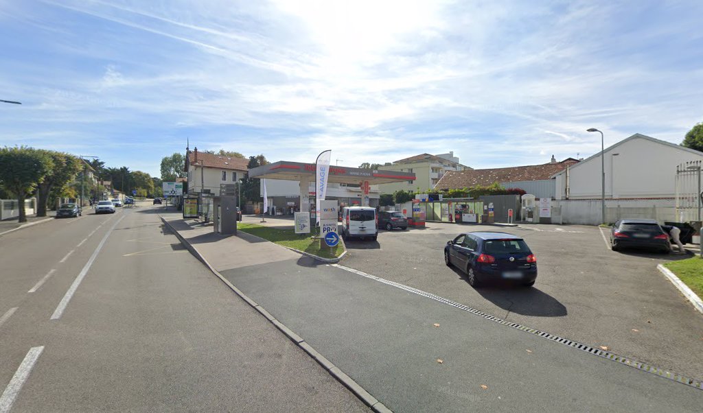 Retrouvez l&rsquo;évolution du prix du carburant mise à jour régulièrement pour la station essence Relais Marne Verdun qui se situe à l&rsquo;adresse suivante 80, avenue de la marne à Biarritz, 64200. Vous pourrez ainsi estimer le prix d&rsquo;un plein d&rsquo;essence [&hellip;]