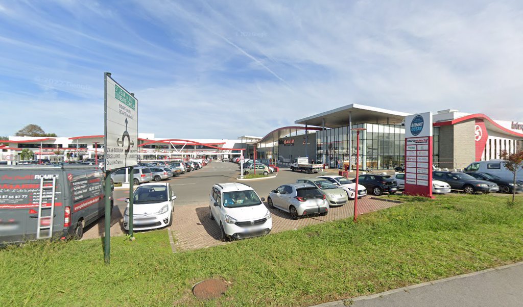 Retrouvez l&rsquo;évolution du prix du carburant mise à jour régulièrement pour la station essence Intermarche Bidart qui se situe à l&rsquo;adresse suivante Route nationale 10 à Bidart, 64210. Vous pourrez ainsi estimer le prix d&rsquo;un plein d&rsquo;essence pour vos déplacements [&hellip;]