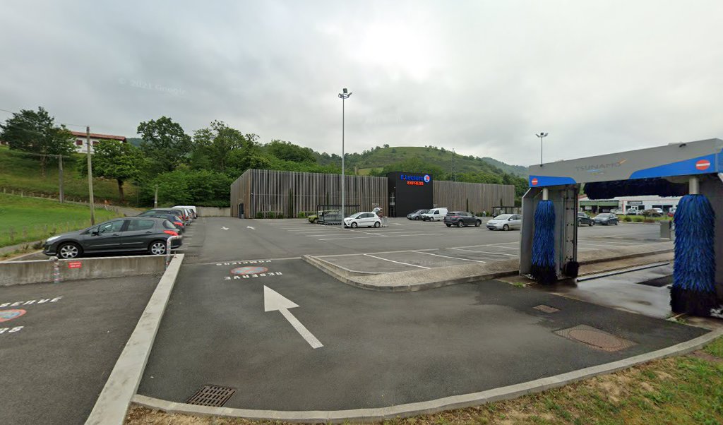 Retrouvez l&rsquo;évolution du prix du carburant mise à jour régulièrement pour la station essence Leclerc Express Osses qui se situe à l&rsquo;adresse suivante Quartier gahardou sud à Ossès, 64780. Vous pourrez ainsi estimer le prix d&rsquo;un plein d&rsquo;essence pour vos [&hellip;]