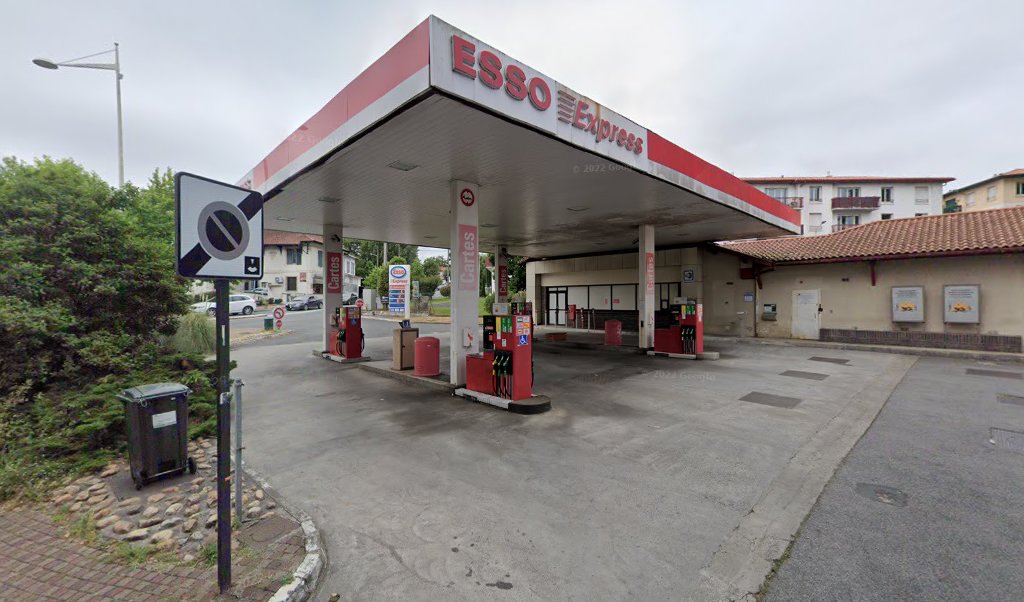 Retrouvez l&rsquo;évolution du prix du carburant mise à jour régulièrement pour la station essence Esso Express Biarritz qui se situe à l&rsquo;adresse suivante Rond-point de la négresse à Biarritz, 64200. Vous pourrez ainsi estimer le prix d&rsquo;un plein d&rsquo;essence pour [&hellip;]