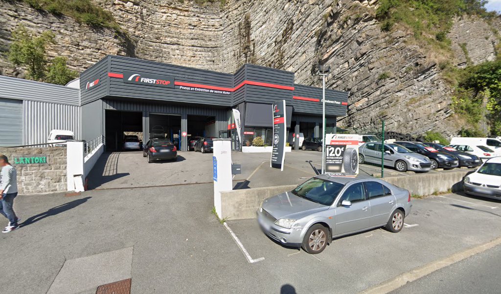 Retrouvez l&rsquo;évolution du prix du carburant mise à jour régulièrement pour la station essence Sarl Barbosa Pneus qui se situe à l&rsquo;adresse suivante 31 rue du capitaine pellot à Hendaye, 64700. Vous pourrez ainsi estimer le prix d&rsquo;un plein d&rsquo;essence [&hellip;]