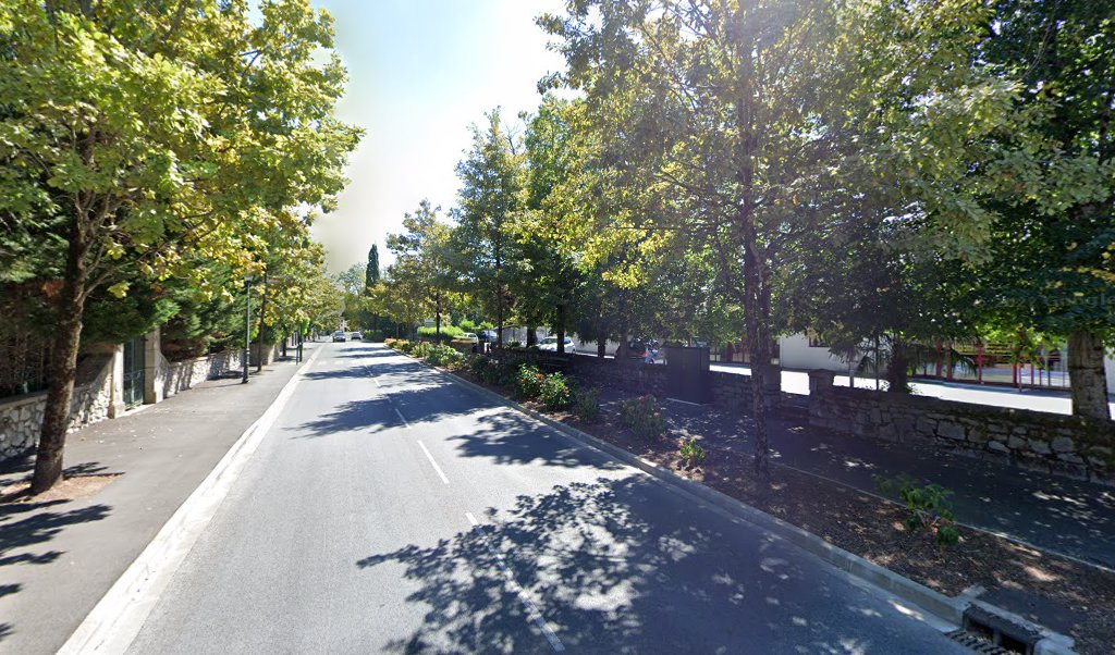 Retrouvez l&rsquo;évolution du prix du carburant mise à jour régulièrement pour la station essence Carrefour Contact Cambo Les Bains qui se situe à l&rsquo;adresse suivante 17, allée edmond rostand à Cambo Les Bains, 64250. Vous pourrez ainsi estimer le prix [&hellip;]