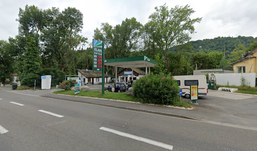 Retrouvez l&rsquo;évolution du prix du carburant mise à jour régulièrement pour la station essence Sarl Brouca – Station Argeles qui se situe à l&rsquo;adresse suivante 32, avenue du général de gaulle à Argeles-Gazost, 65400. Vous pourrez ainsi estimer le prix [&hellip;]