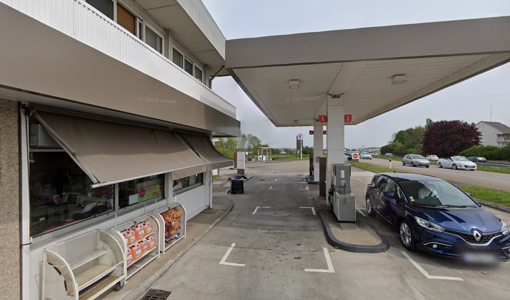 Retrouvez l&rsquo;évolution du prix du carburant mise à jour régulièrement pour la station essence Relais Des 3 Arbres qui se situe à l&rsquo;adresse suivante Rte de strasbourg rn 83 à Fegersheim, 67640. Vous pourrez ainsi estimer le prix d&rsquo;un plein [&hellip;]