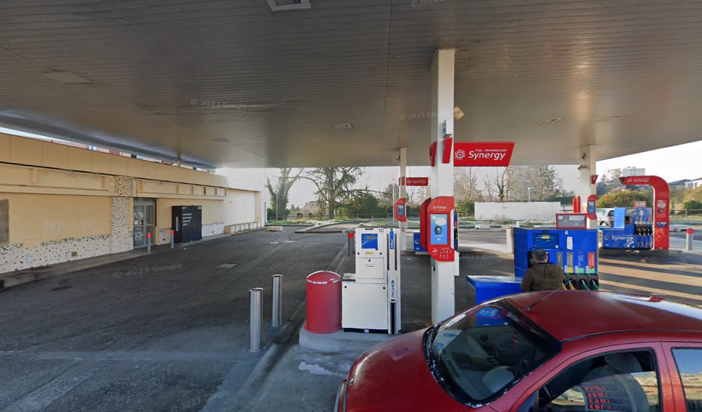 Retrouvez l&rsquo;évolution du prix du carburant mise à jour régulièrement pour la station essence Esso Champ Fleury qui se situe à l&rsquo;adresse suivante 328 avenue jean jaurès à Décines-Charpieu, 69150. Vous pourrez ainsi estimer le prix d&rsquo;un plein d&rsquo;essence pour [&hellip;]