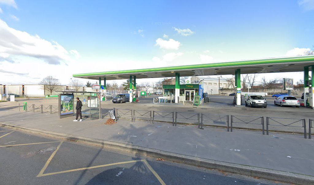 Retrouvez l&rsquo;évolution du prix du carburant mise à jour régulièrement pour la station essence Bp Venissieux qui se situe à l&rsquo;adresse suivante 61 avenue de la république à Vénissieux, 69200. Vous pourrez ainsi estimer le prix d&rsquo;un plein d&rsquo;essence pour [&hellip;]