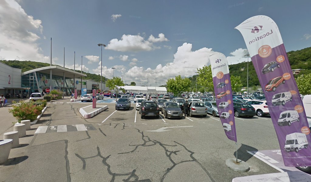 Retrouvez l&rsquo;évolution du prix du carburant mise à jour régulièrement pour la station essence Carrefour Givors qui se situe à l&rsquo;adresse suivante Centre commercial givors 2 vallees à Givors, 69700. Vous pourrez ainsi estimer le prix d&rsquo;un plein d&rsquo;essence pour [&hellip;]