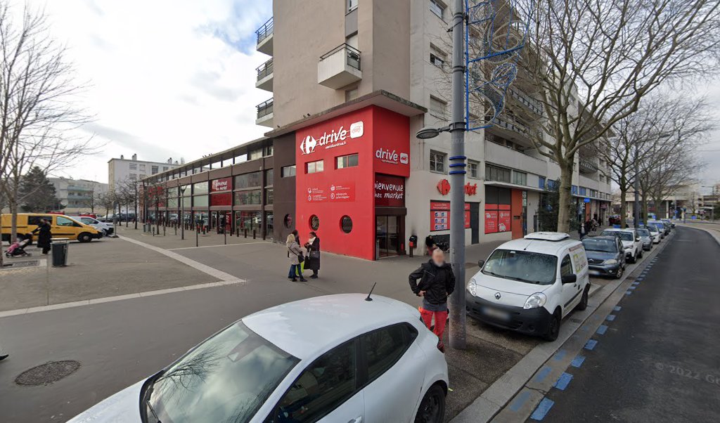 Retrouvez l&rsquo;évolution du prix du carburant mise à jour régulièrement pour la station essence Carrefour Market qui se situe à l&rsquo;adresse suivante 13 bd edouard herriot à Saint-Priest, 69800. Vous pourrez ainsi estimer le prix d&rsquo;un plein d&rsquo;essence pour vos [&hellip;]