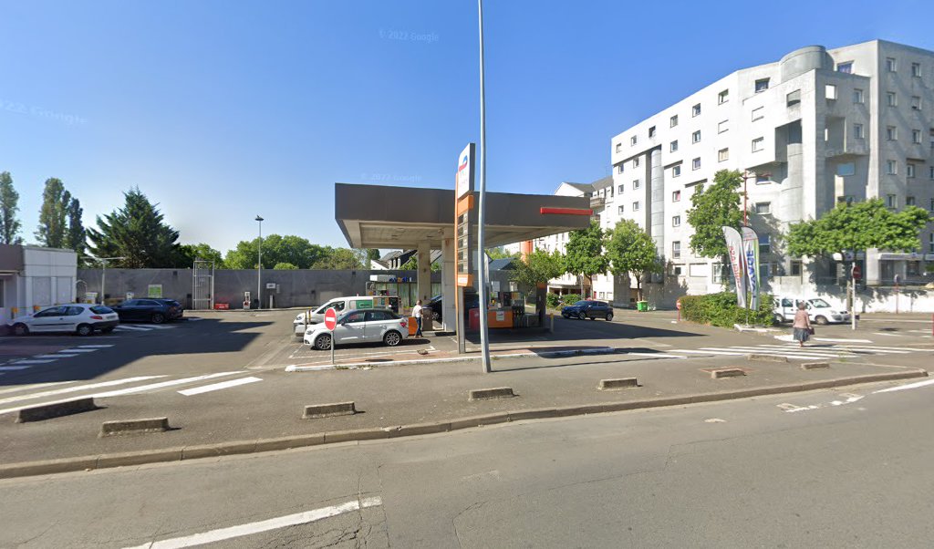 Retrouvez l&rsquo;évolution du prix du carburant mise à jour régulièrement pour la station essence Relais Le Mans Bollee qui se situe à l&rsquo;adresse suivante 162, avenue bollee à Le Mans, 72000. Vous pourrez ainsi estimer le prix d&rsquo;un plein d&rsquo;essence [&hellip;]