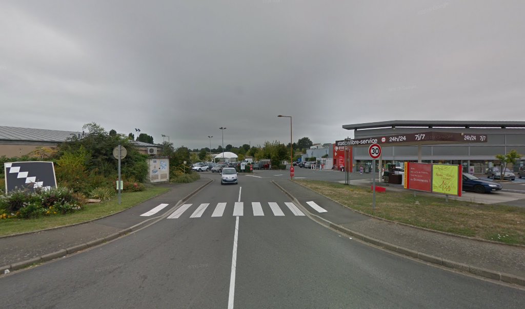 Retrouvez l&rsquo;évolution du prix du carburant mise à jour régulièrement pour la station essence Carrefour Market qui se situe à l&rsquo;adresse suivante 62 rue nationale à Cérans-Foulletourte, 72330. Vous pourrez ainsi estimer le prix d&rsquo;un plein d&rsquo;essence pour vos déplacements [&hellip;]