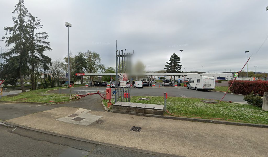 Retrouvez l&rsquo;évolution du prix du carburant mise à jour régulièrement pour la station essence Station Service Auchan qui se situe à l&rsquo;adresse suivante Zac du moulin aux moines à La Chapelle-Saint-Aubin, 72650. Vous pourrez ainsi estimer le prix d&rsquo;un plein [&hellip;]