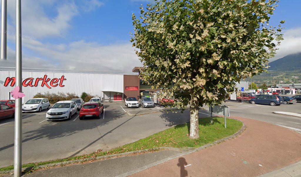 Retrouvez l&rsquo;évolution du prix du carburant mise à jour régulièrement pour la station essence Carrefour Market qui se situe à l&rsquo;adresse suivante Avenue des lacs à Scionzier, 74950. Vous pourrez ainsi estimer le prix d&rsquo;un plein d&rsquo;essence pour vos déplacements [&hellip;]
