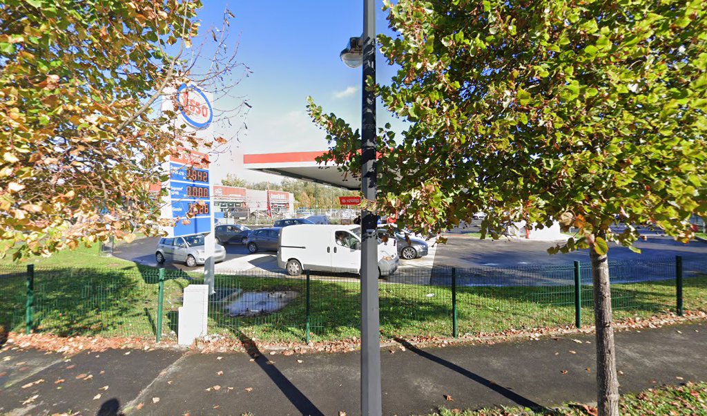 Retrouvez l&rsquo;évolution du prix du carburant mise à jour régulièrement pour la station essence Esso Express Esbly qui se situe à l&rsquo;adresse suivante 53 avenue joffre à Esbly, 77450. Vous pourrez ainsi estimer le prix d&rsquo;un plein d&rsquo;essence pour vos [&hellip;]