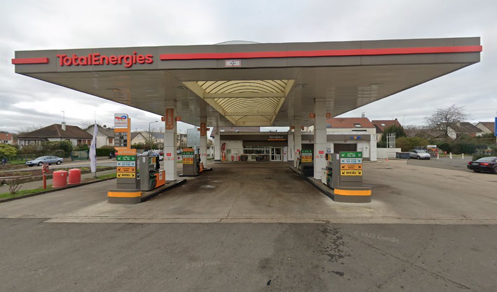 Retrouvez l&rsquo;évolution du prix du carburant mise à jour régulièrement pour la station essence Relais Epi D Or qui se situe à l&rsquo;adresse suivante 4 bld henri barbusse à Saint-Cyr-L&rsquo;école, 78210. Vous pourrez ainsi estimer le prix d&rsquo;un plein d&rsquo;essence [&hellip;]